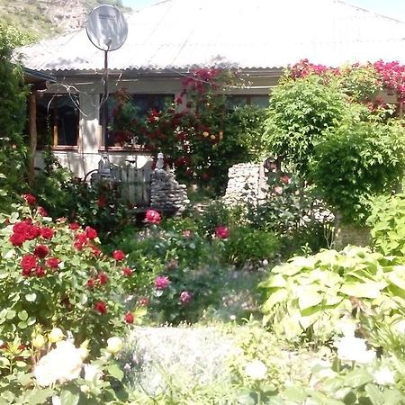 La Popas Hotel Várhely Kültér fotó