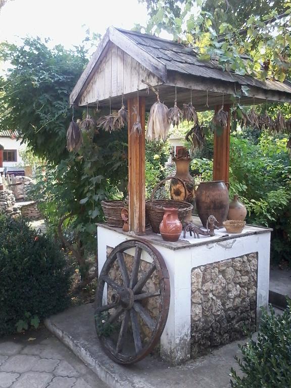 La Popas Hotel Várhely Kültér fotó