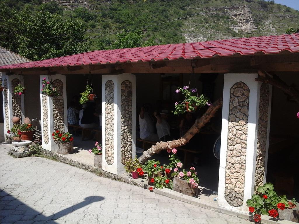 La Popas Hotel Várhely Kültér fotó