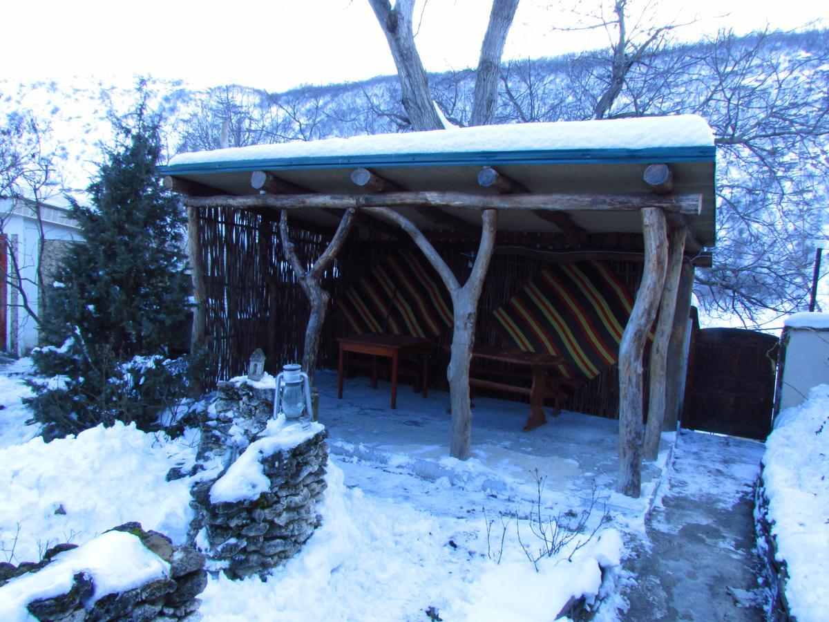 La Popas Hotel Várhely Kültér fotó